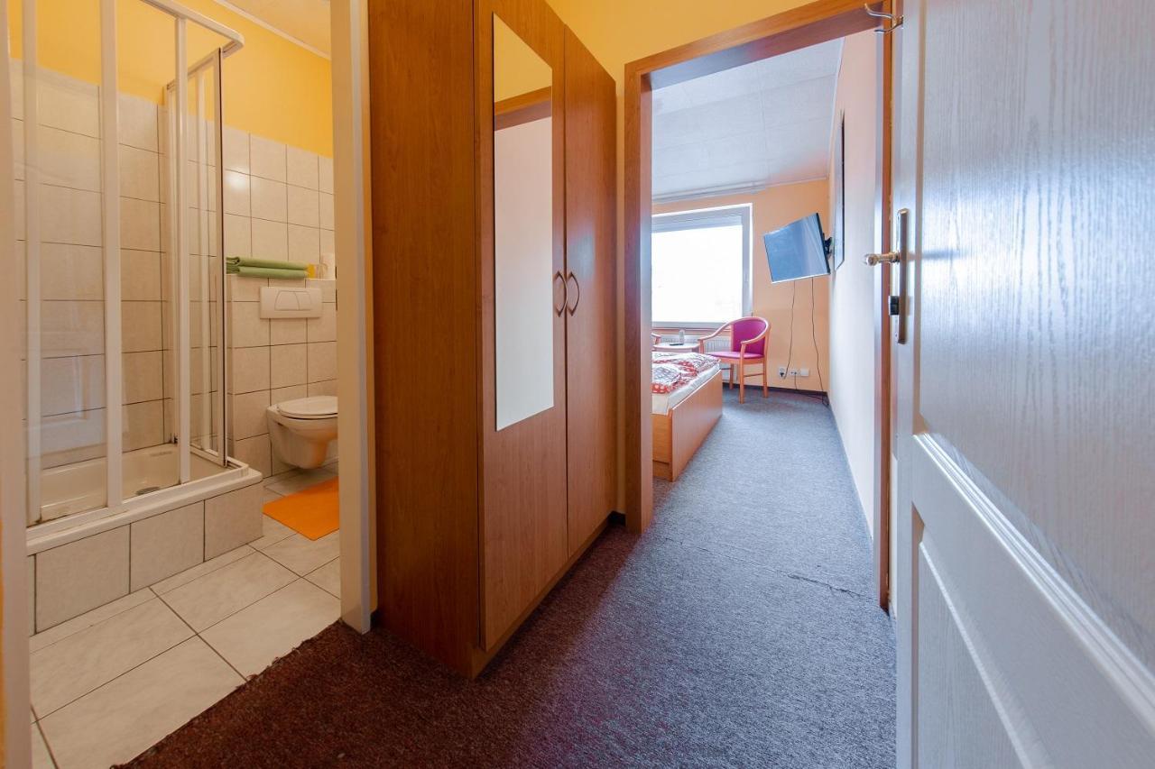 Penzion Skolicka Prague Luaran gambar