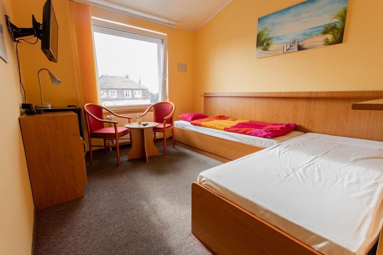 Penzion Skolicka Prague Luaran gambar